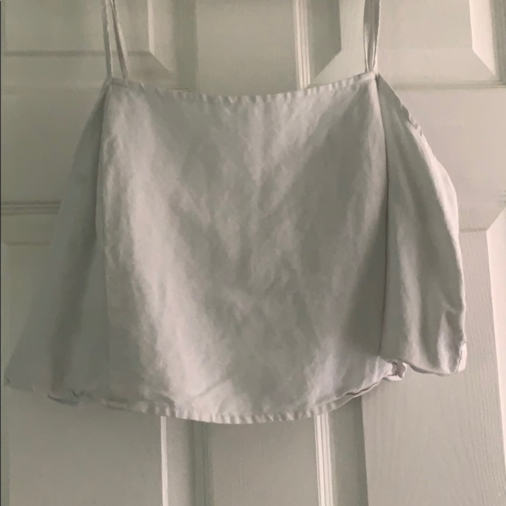 White linen crop top!